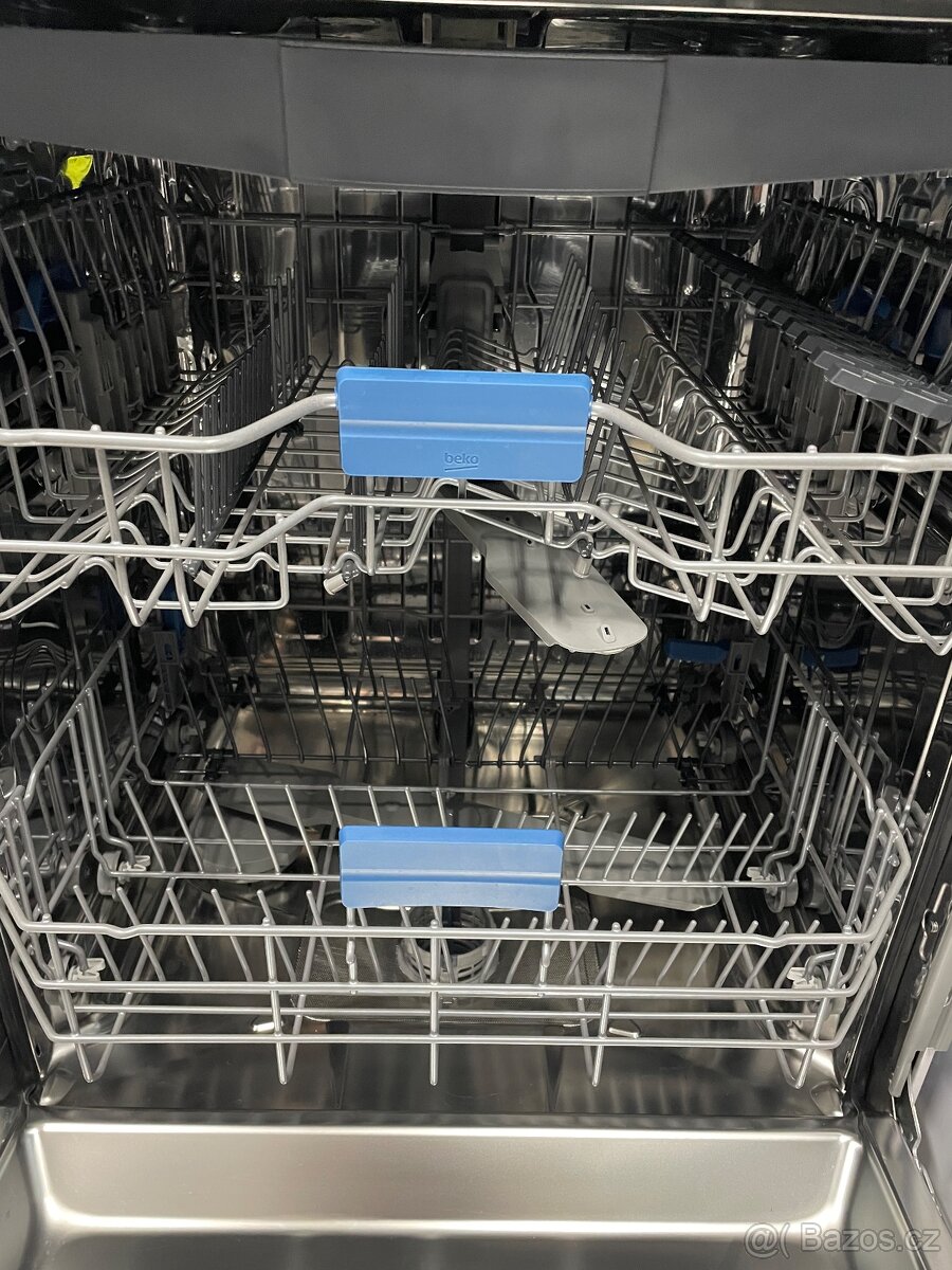 Nepoužitá myčka Beko BDIN36530 - 7