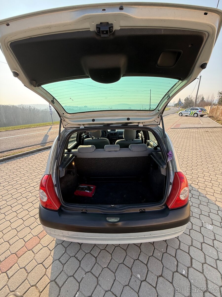 Renault Clio 1.2 benzín 43kw 2002 - 7