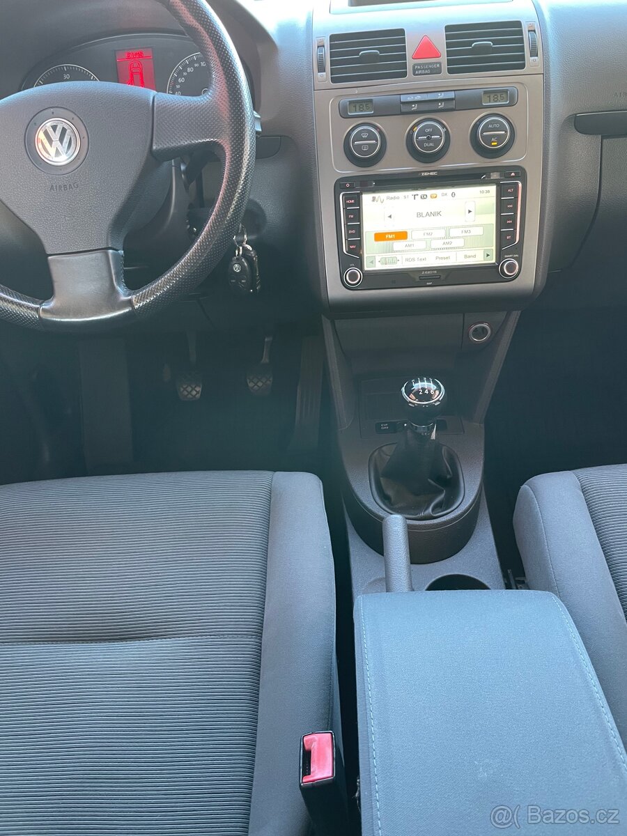VW Touran 1,9Tdi /77kw / klima/ navigace/ -BEZ DPF - 7