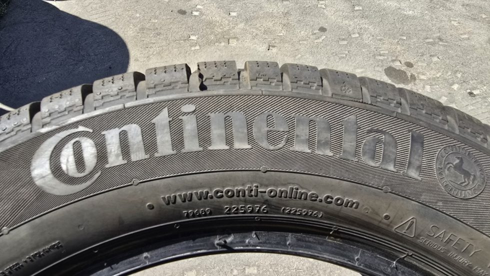 Zimní pneu 205/60/16 Continental - 7