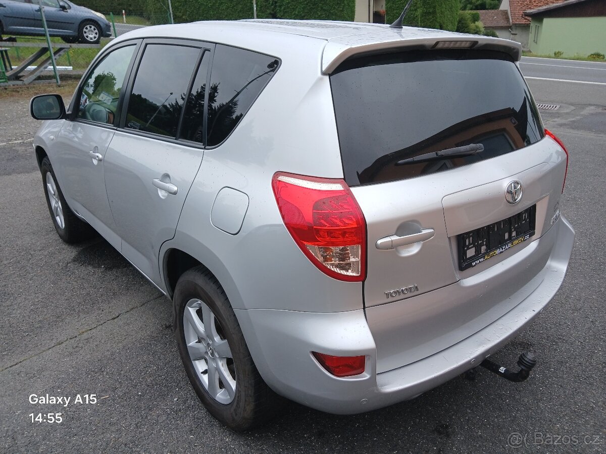 Toyota RAV 4 III 2.0 VVT-i 4WD automat - 7