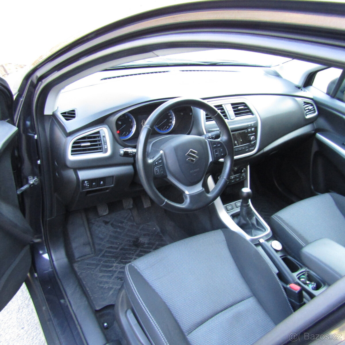 Suzuki SX4 S-Cross 1,4i 103kw, AllGrip, 2x kola, BENZÍN, 4x4 - 7