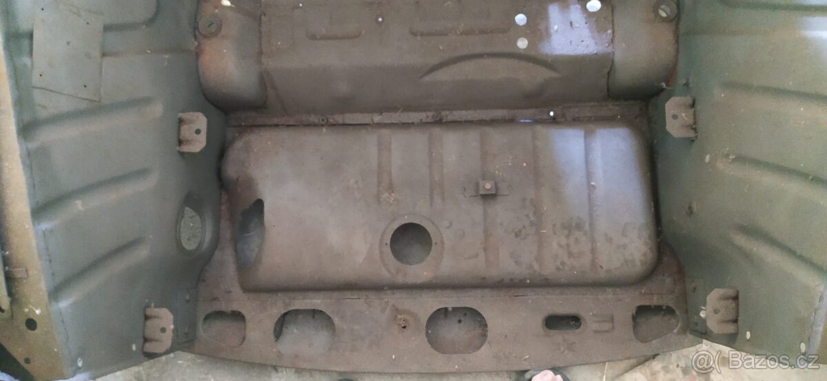 Karosářské díly Škoda 110R - 7