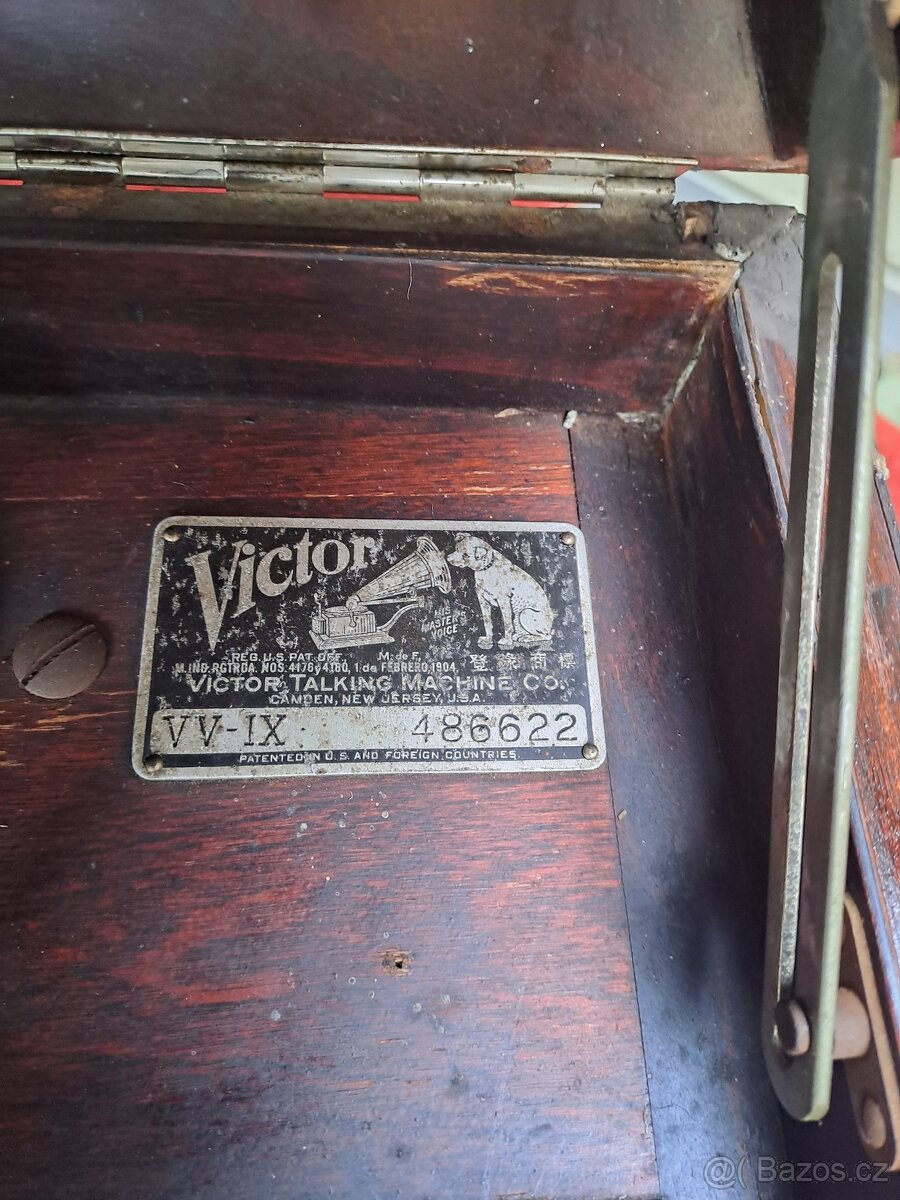 starožitný gramofon VICTROLA - 7