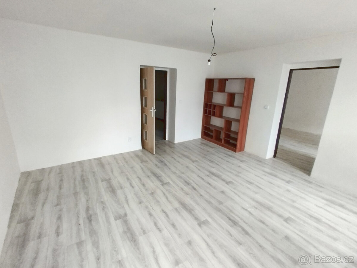 Prodej činžovního domu se 12 BJ,673 m²,ul. Kollárova,Cvikov - 7
