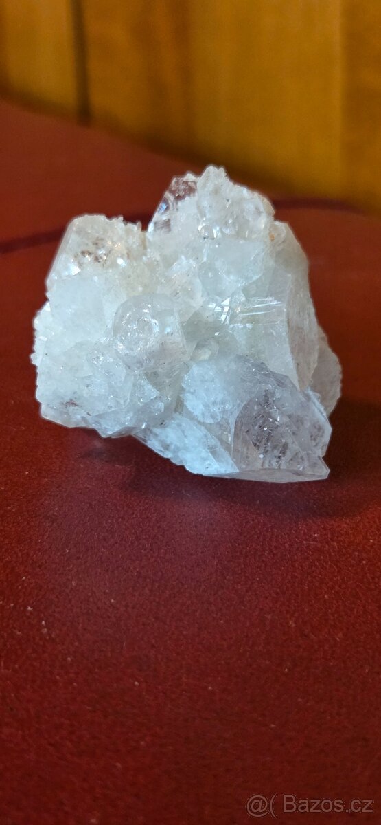 Prodám 2 kusy křišťálové drúzy z Brazílie - 7