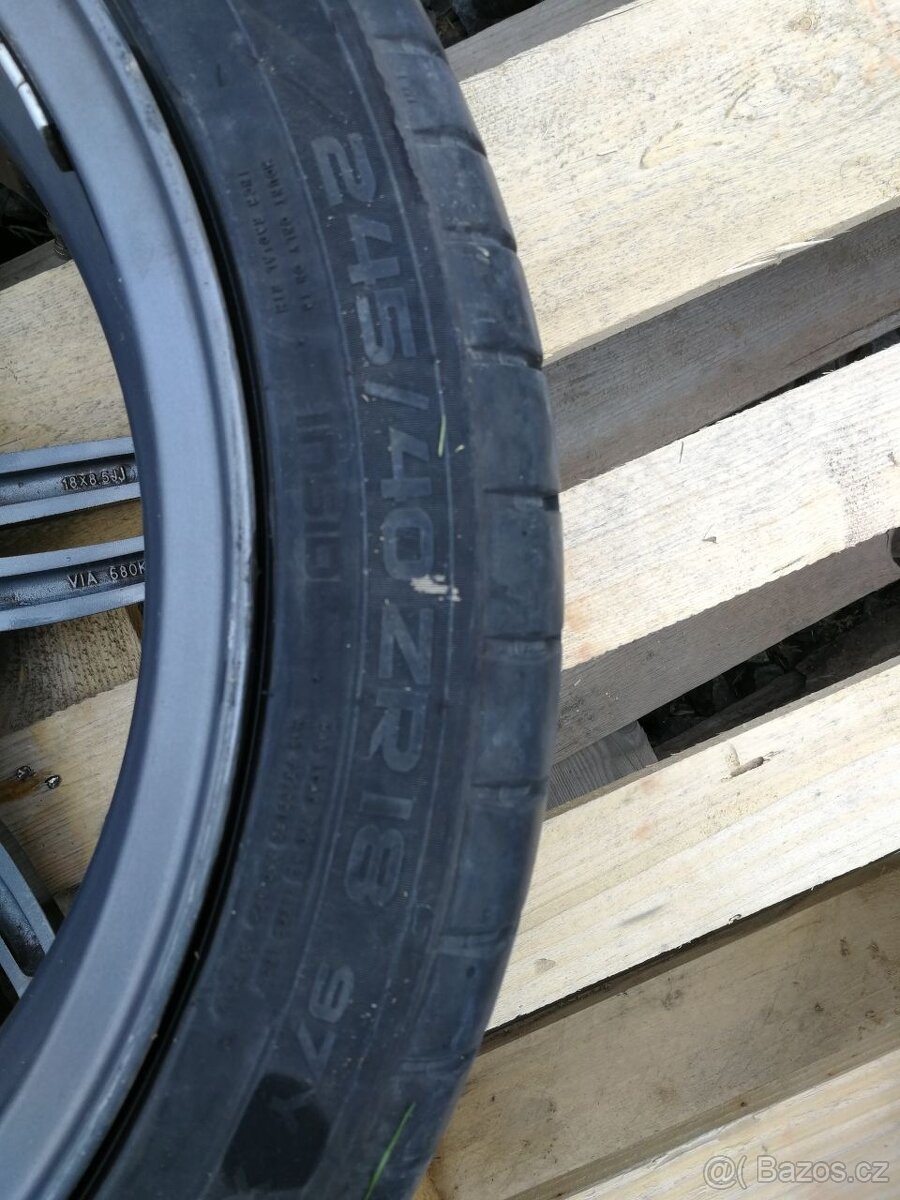 BMW Alu kola 18" - letní pneu - 7