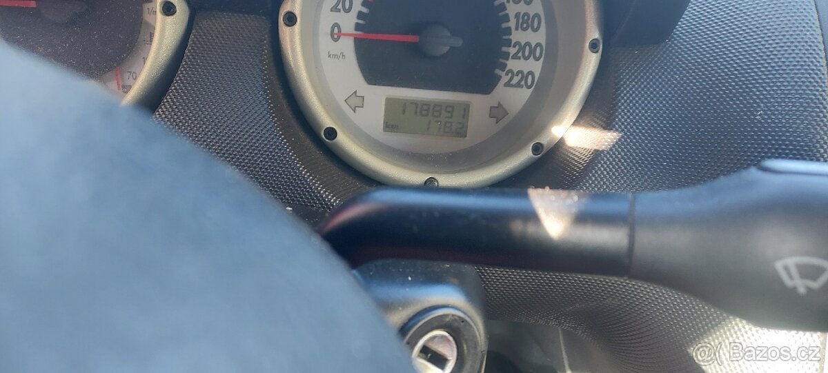 Vw lupo 1.0 benzín r.v 1998 - 7