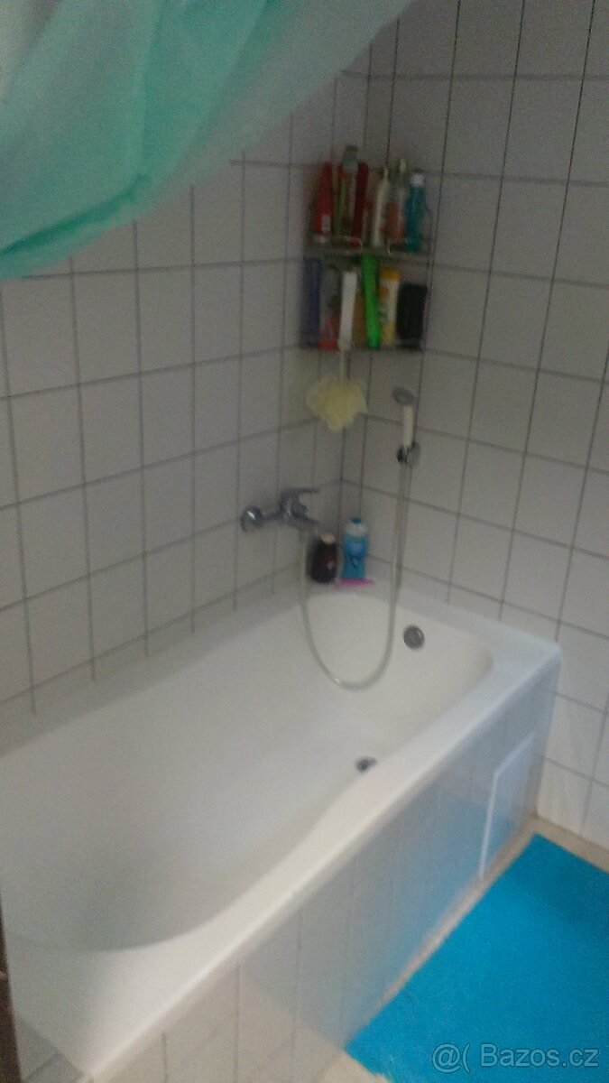 pokoj pro 2 osoby studenty Brno ul. Rybníček - 7
