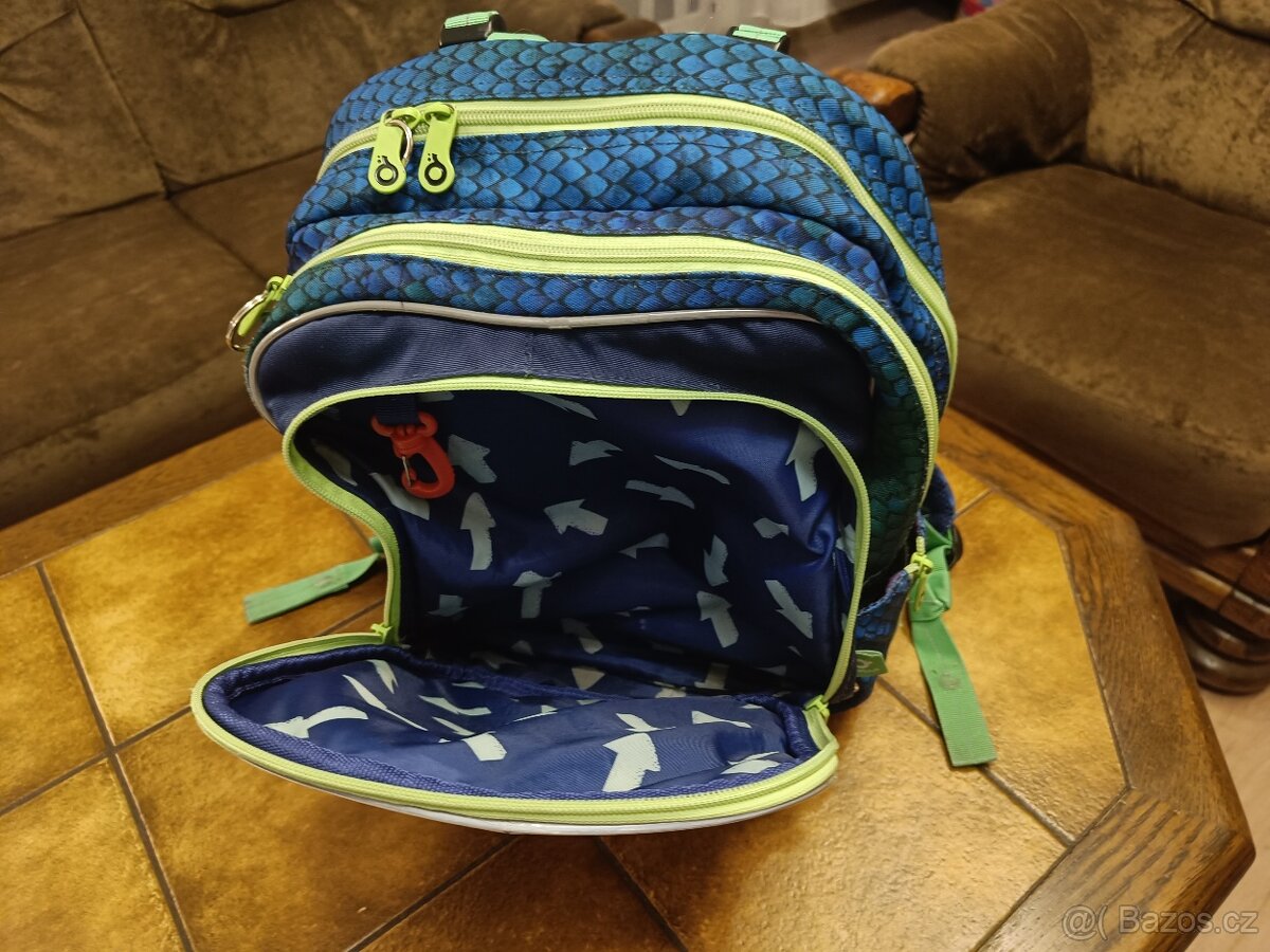 Prodám školní batoh Topgal od 1.třídy - 7