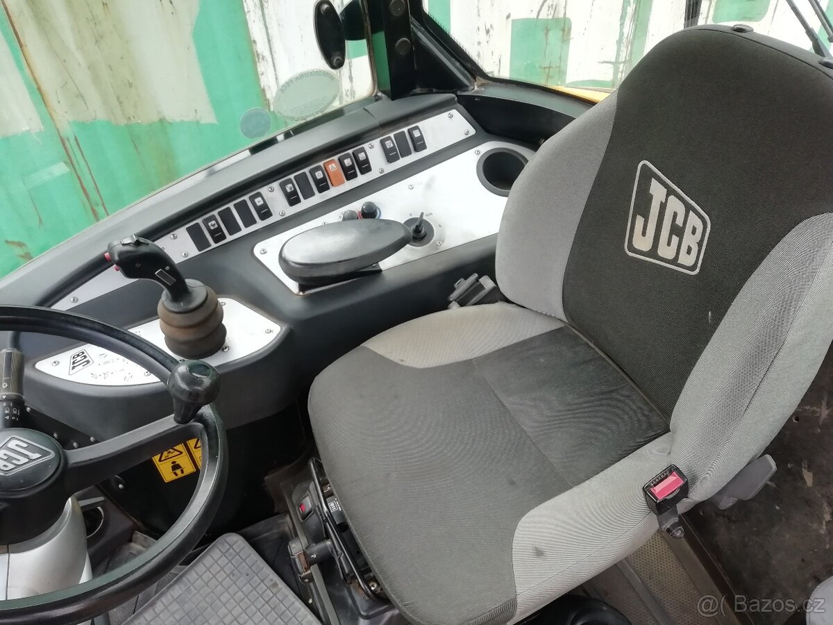 Kloubový nakladač JCB 409B, r.v. 2014, najeto 6200 Mth, - 7