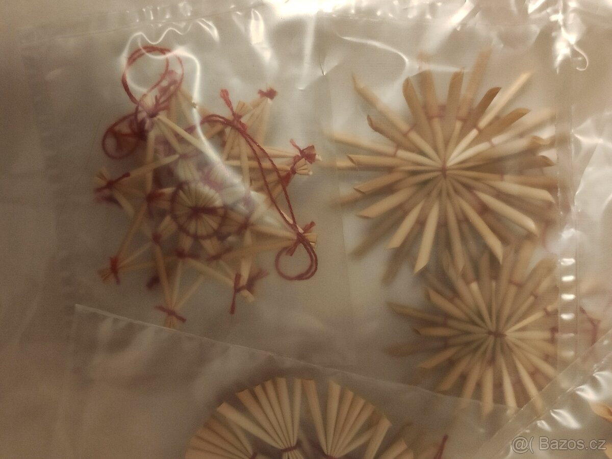 vánoční ozdoby slaměné balíček 14 ks 70,- Kč - 7