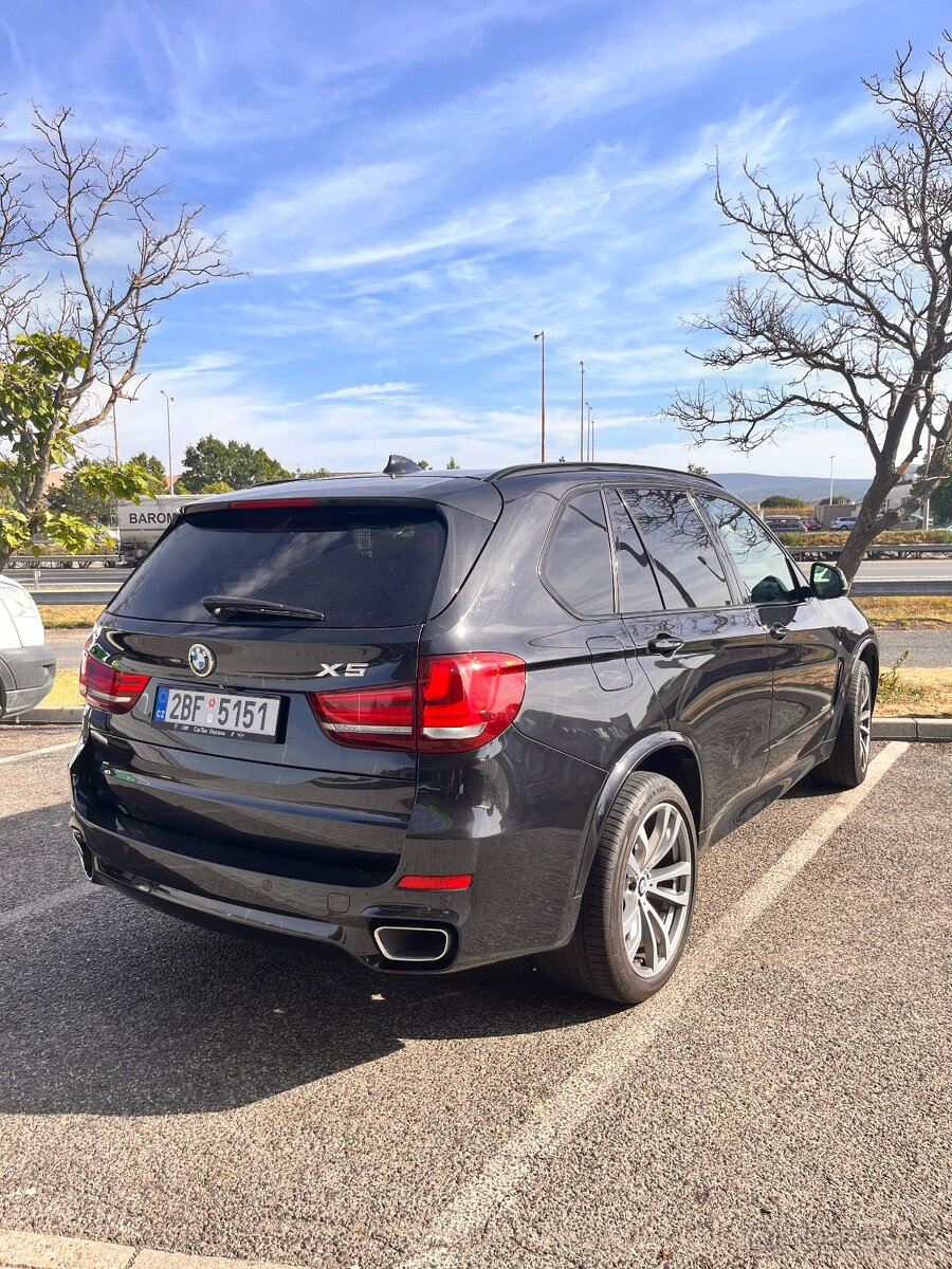 BMW X5 30d xDrive M-paket tažné 3.5t - 7