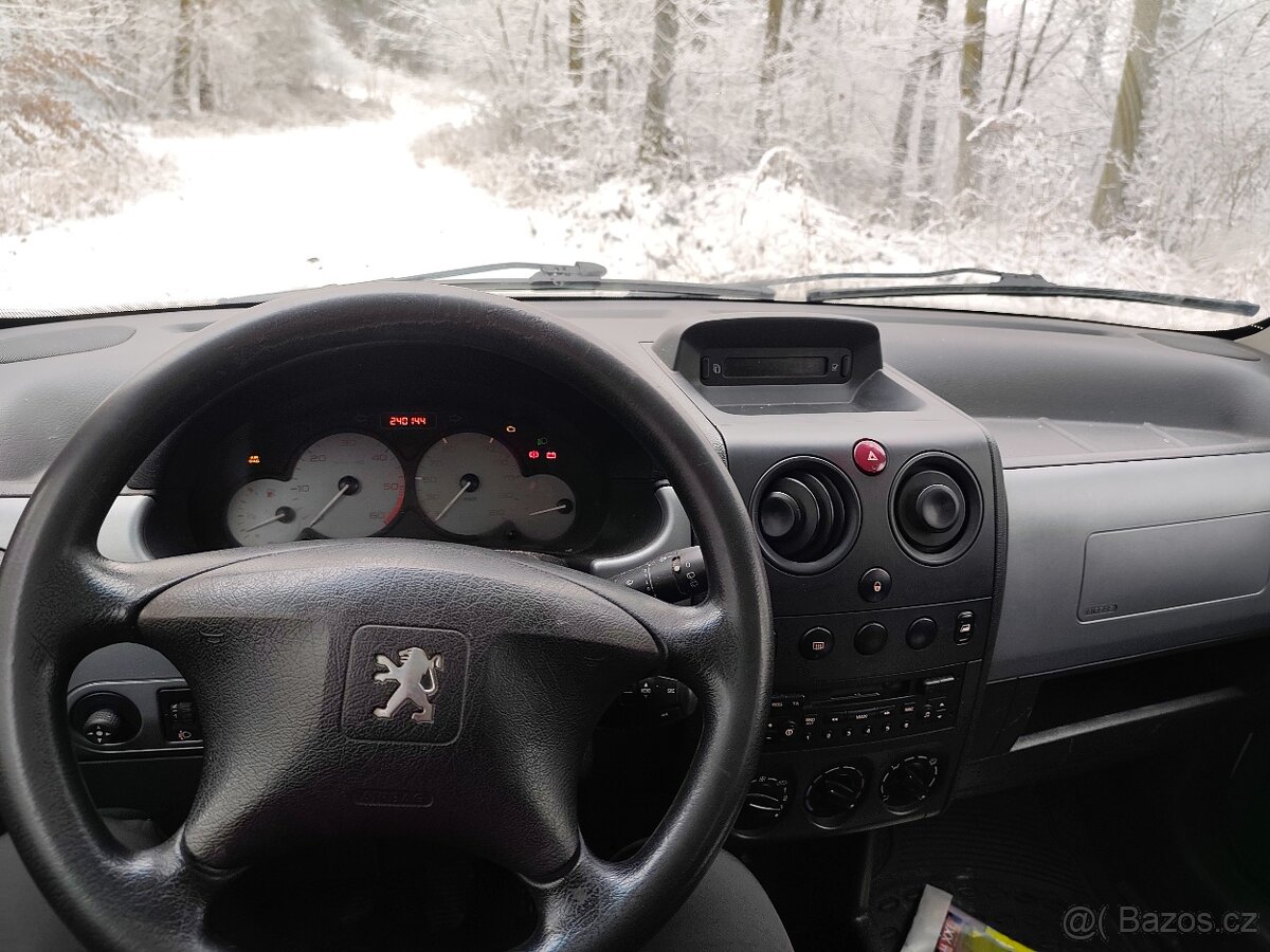 Peugeot partner 2.0hdi - 7