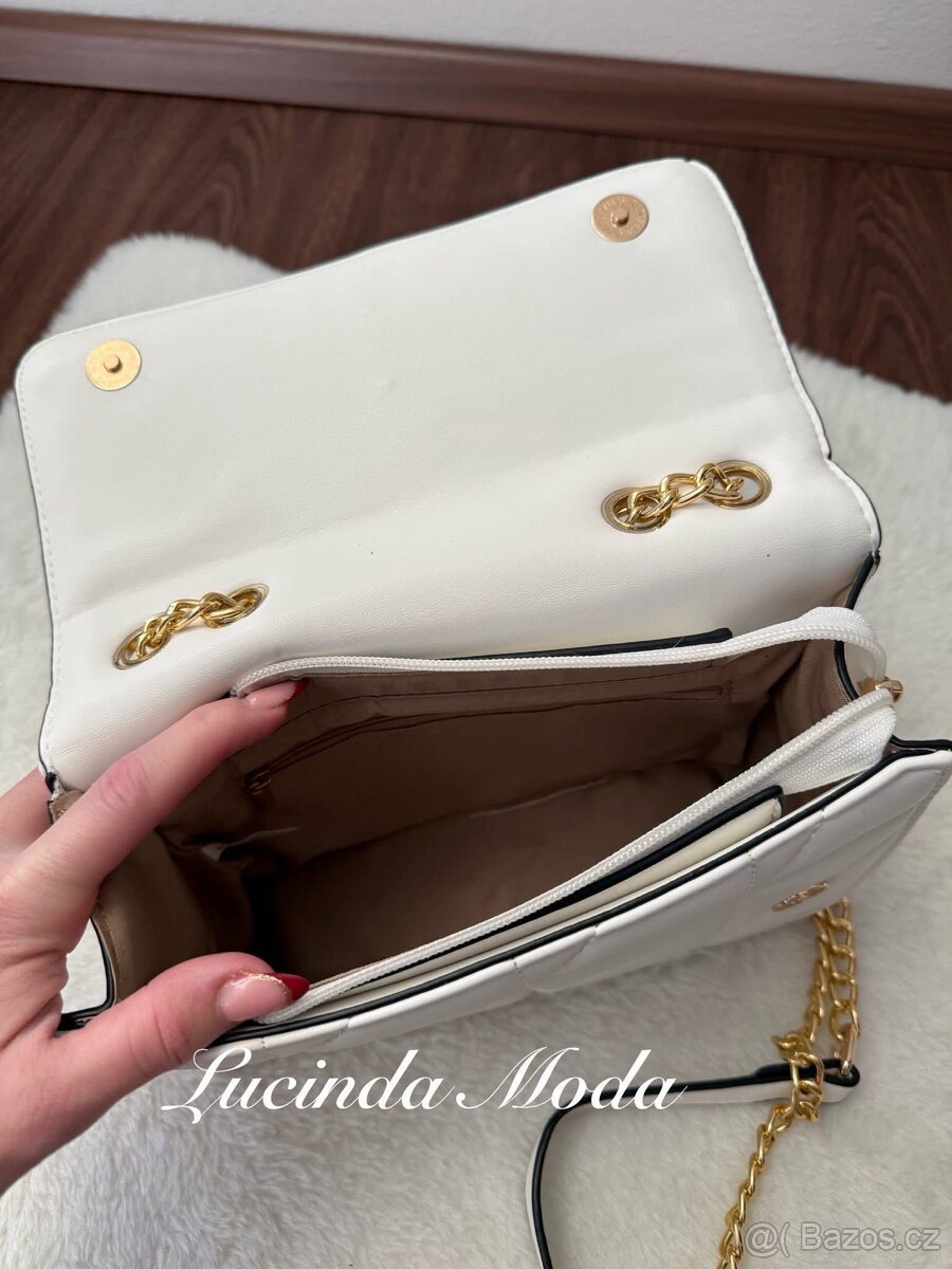 Úžasná crossbody kabelka - 7