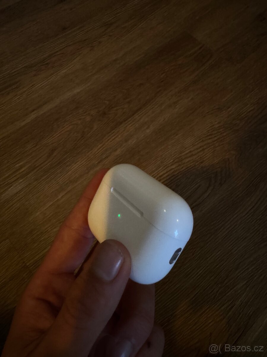 Airpods - 7