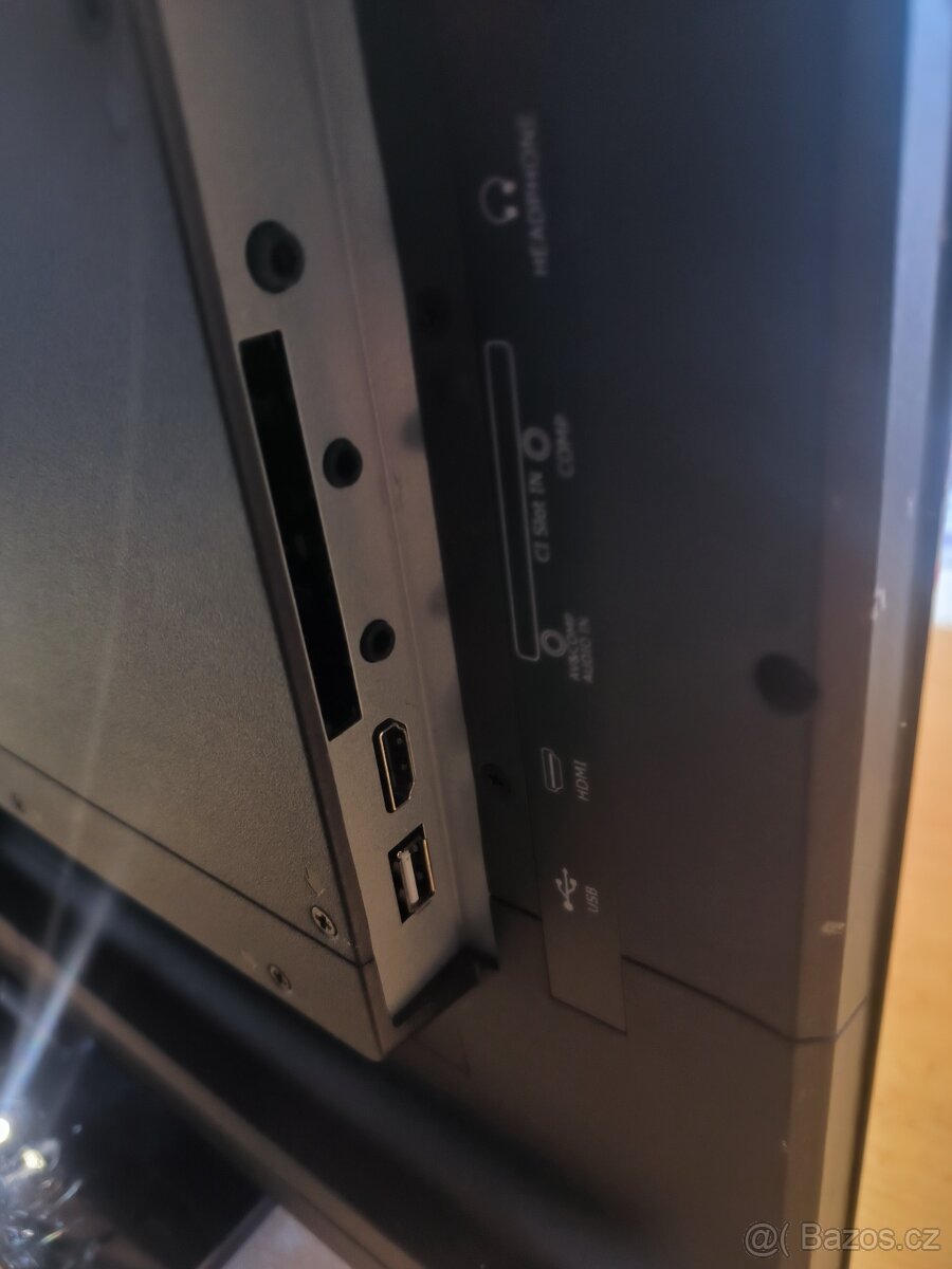 Hisense LHD24W26SEU - 7