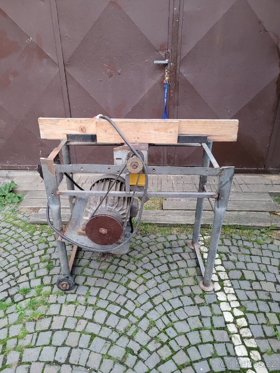 Hoblovačka srovnávačka - 7