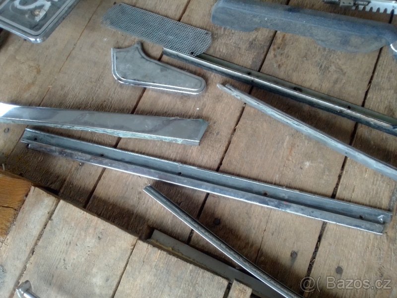 Mercedes w 111 coupe - 7