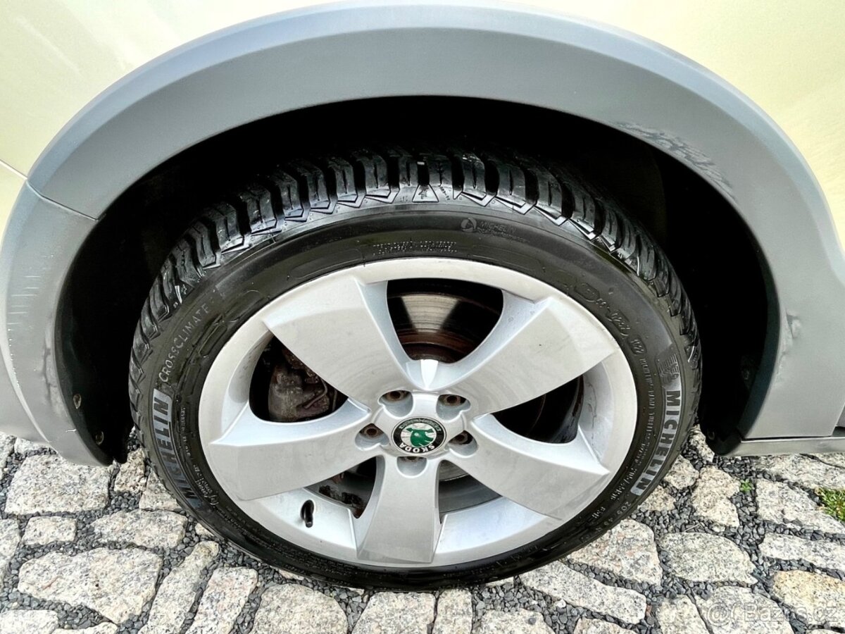 Škoda Roomster 1.2 TSi Scout - 7
