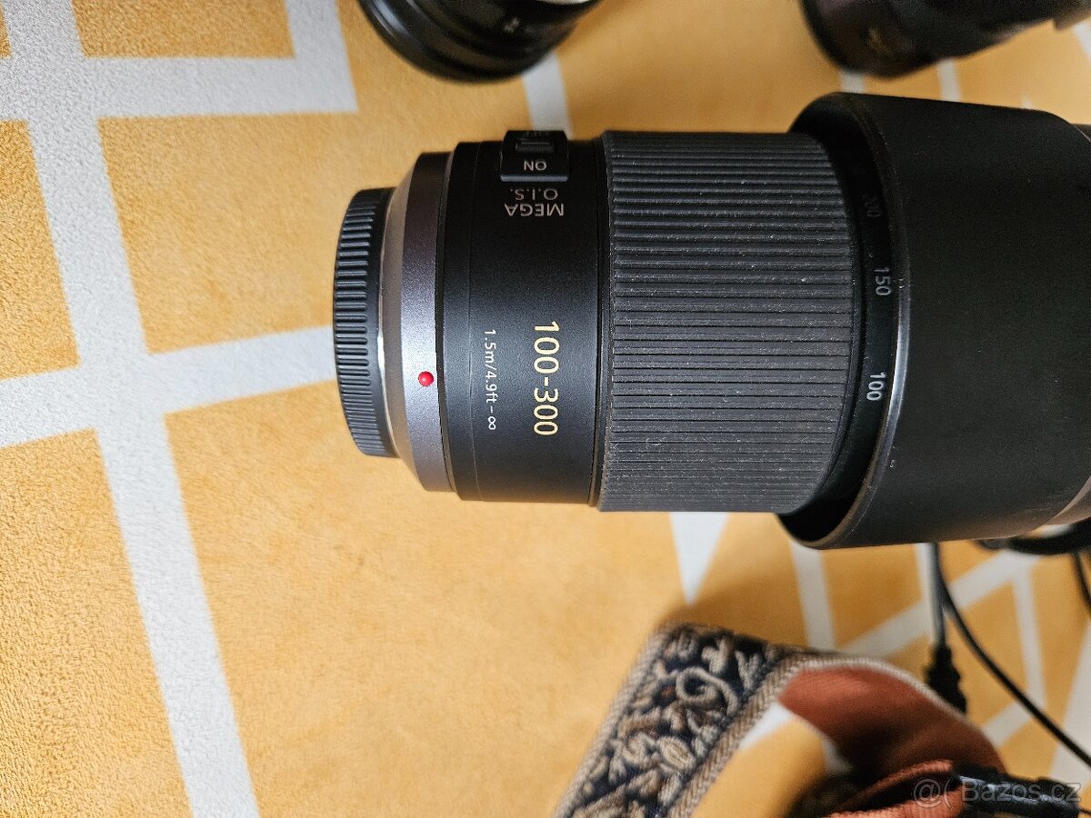 Olympue OMD-EM1 Mark1 + objektivy - 7