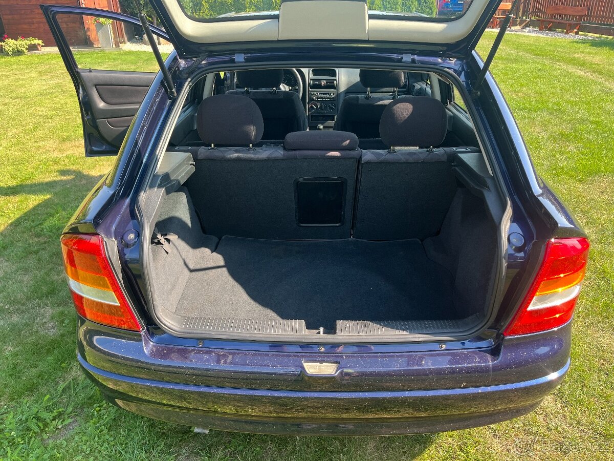 Opel Astra G 1.6i - 7