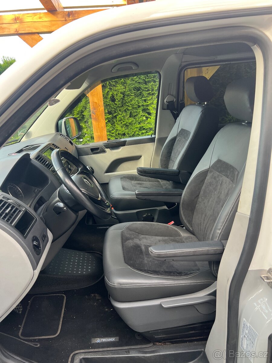 VW Transporter 2.0 tdi 4x4 - 7