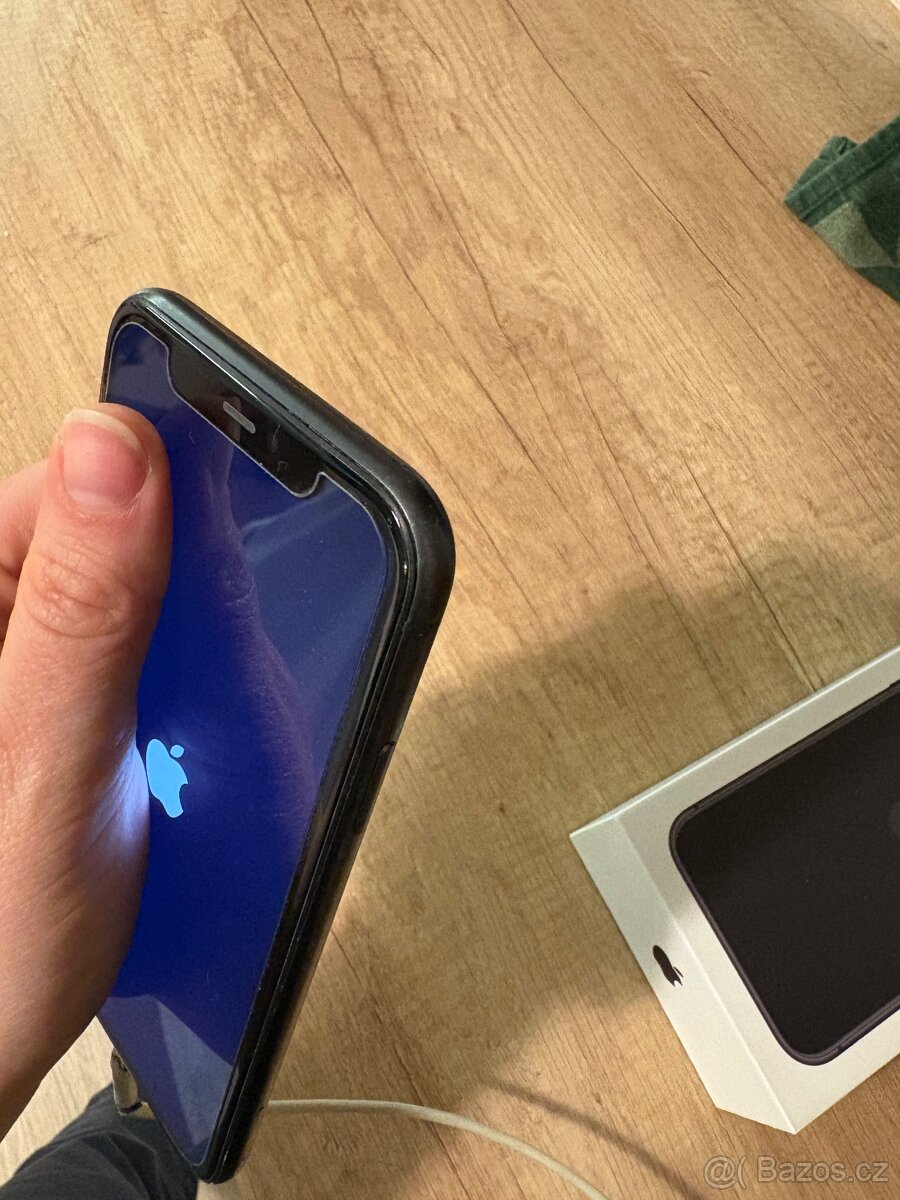 Predám iPhone 11 128gb - 7