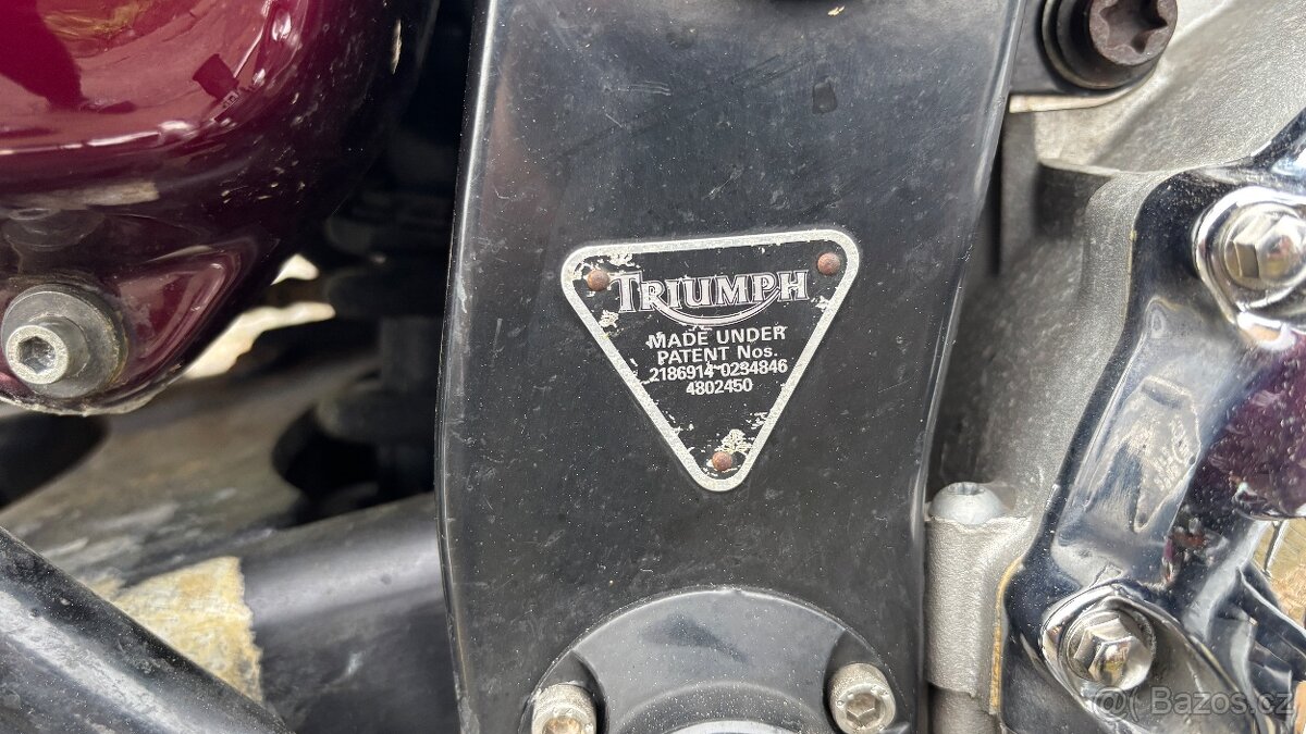 Triumph Adventurer - 7