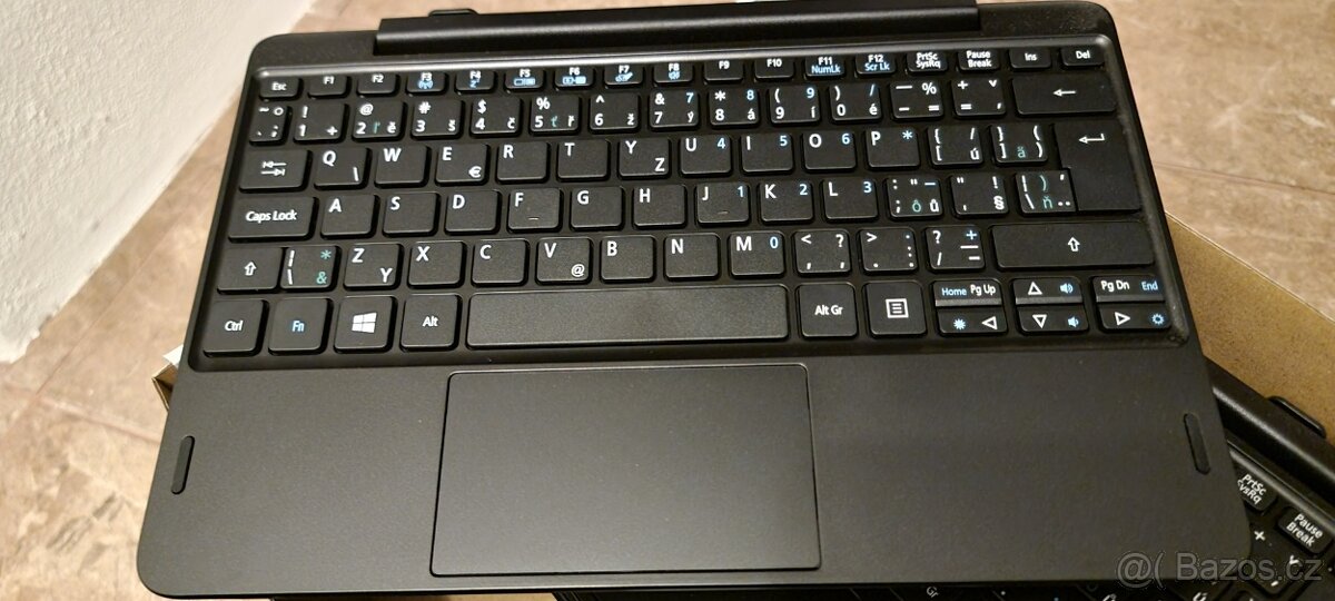Acer One 10 dock s klávesnicí D16H1 NOVÉ - 7