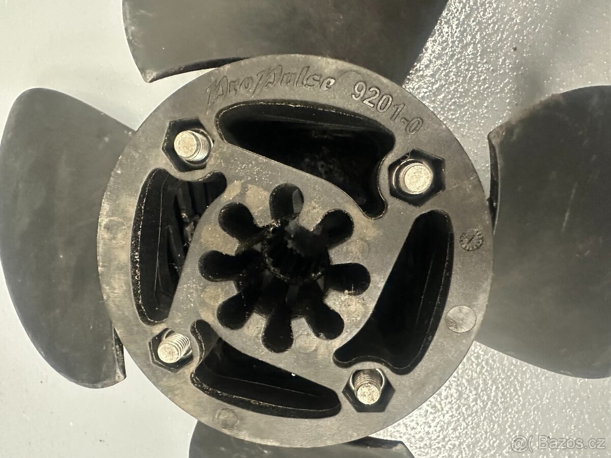 Lodní šroub MERCURY ALPHA ONE Pro-Pulse 9201-0 - 7