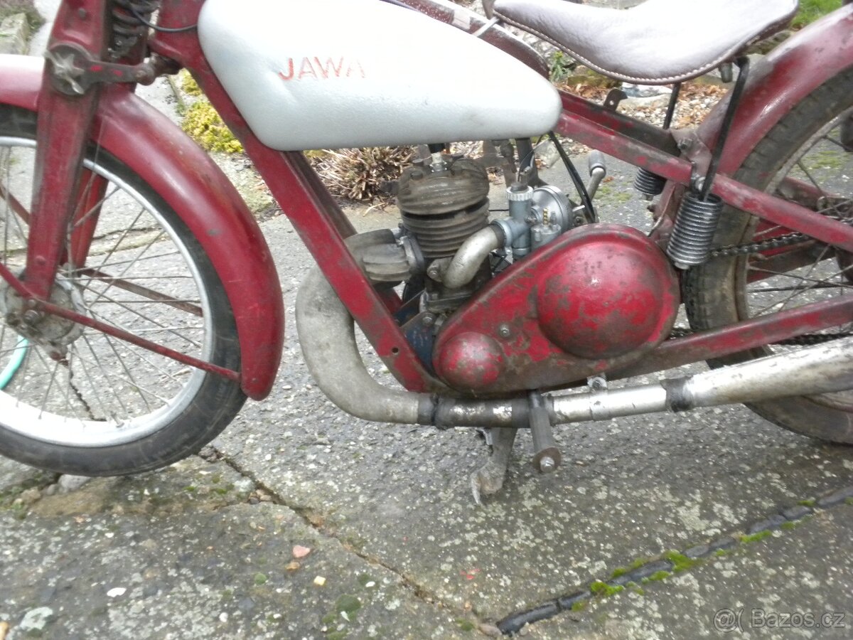 JAWA VILLIERS r.v.1934 bez dokladů dlouhá léta na půdě - 7