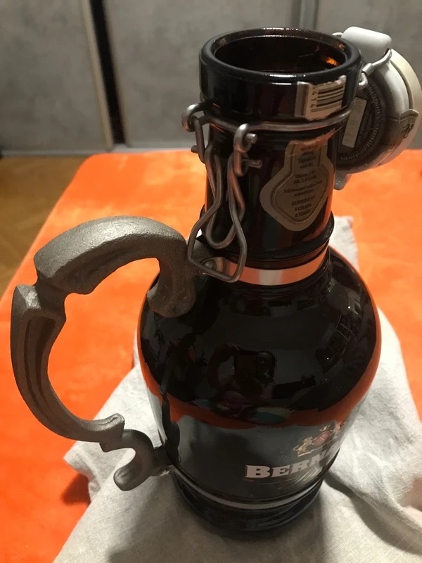 Skleněný džbán - 7