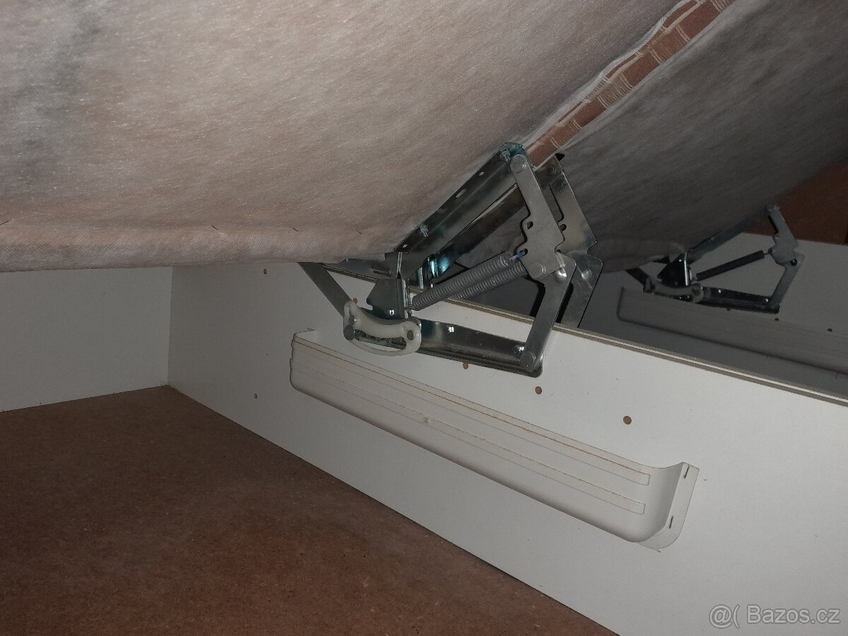 Manželská čalouněná postel 180x200 - 7