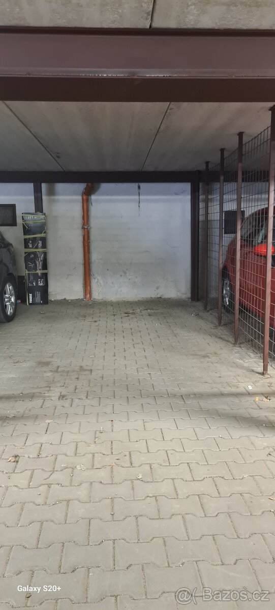 Garážové stání - 7