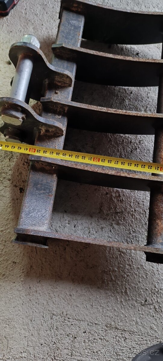 prodám příslušenství k minibagru - 7