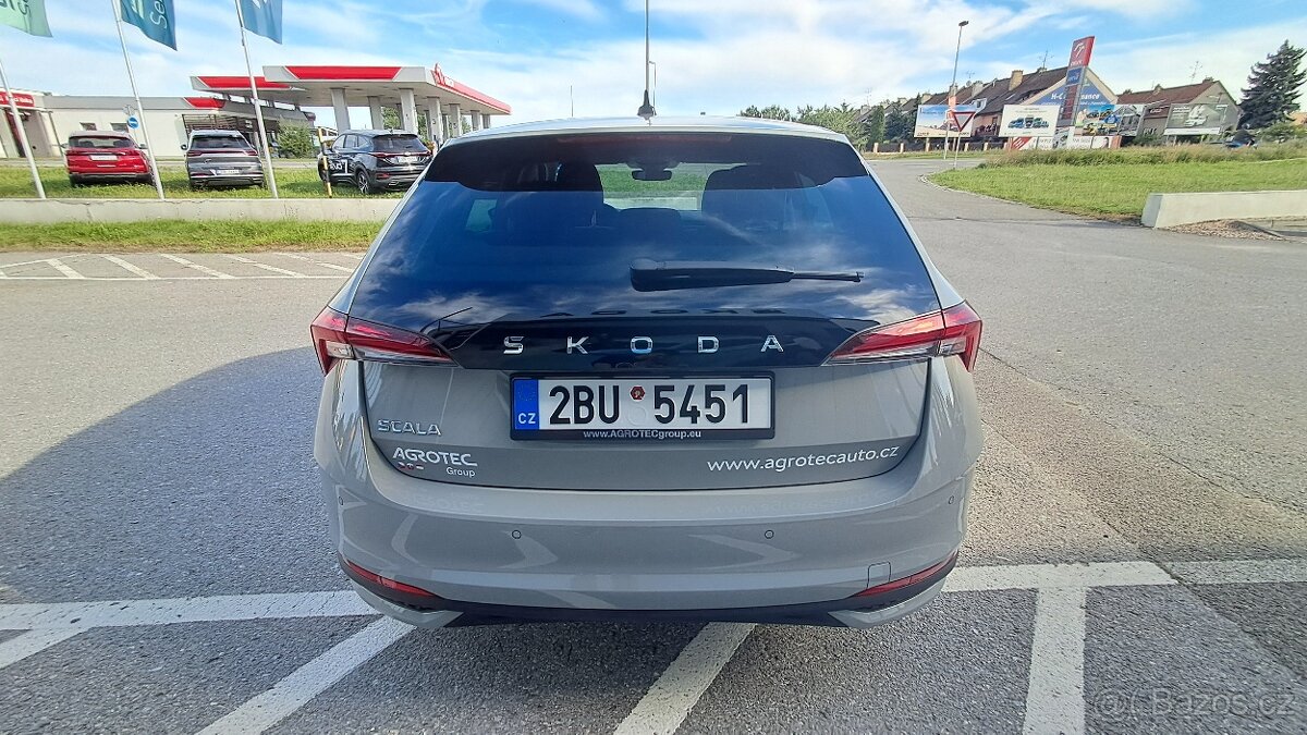 Škoda Scala 1,5 TSI M6° Top Selection 2024 - 7