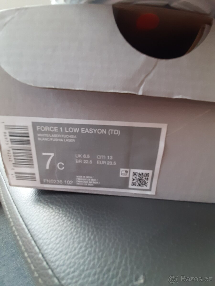 NOVÉ Nike Force 1 low easyon vel. 23 - 7