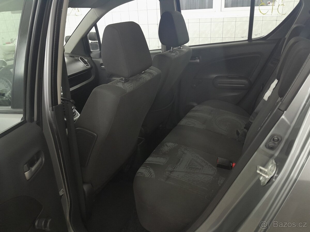 Opel Agila 1,2 16V - 7