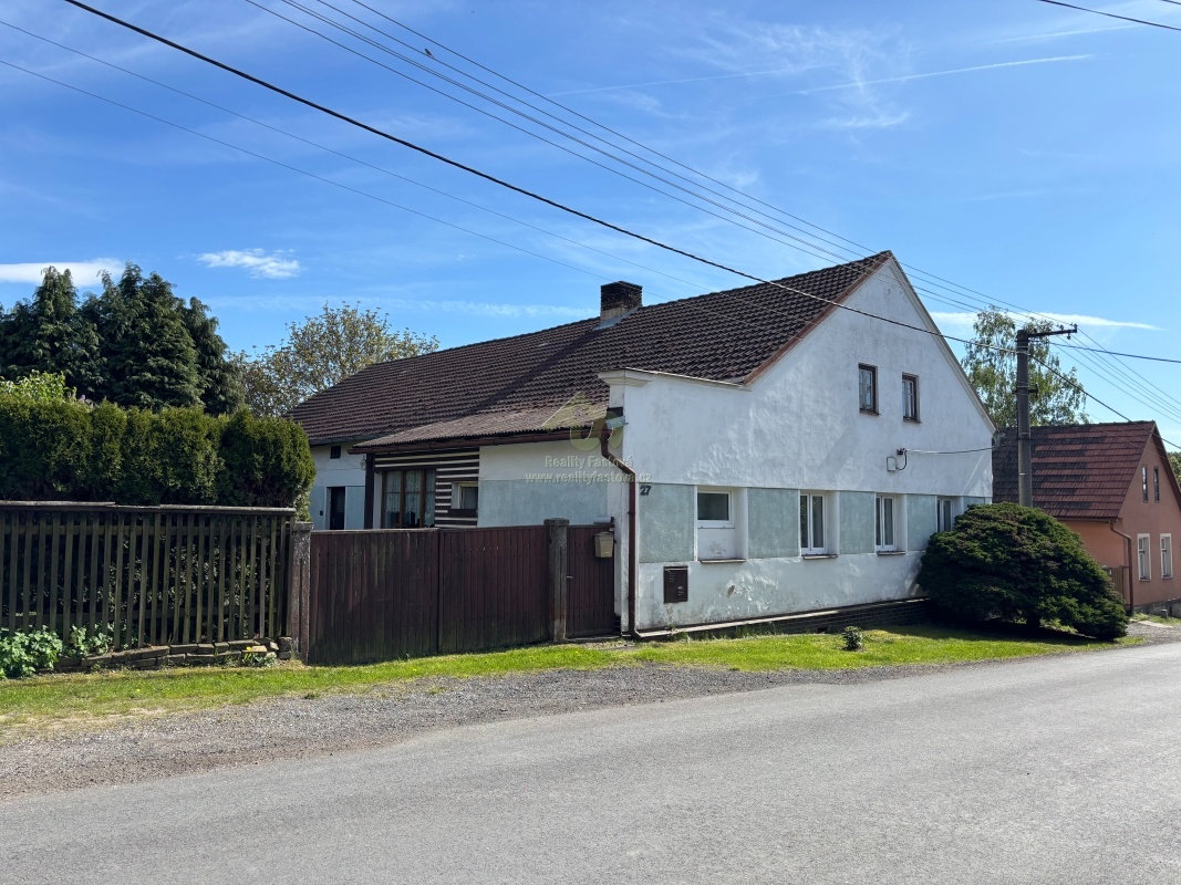 Prodej rod. domu s velkým pozemkem v Medovém Újezdě, nedalek - 7