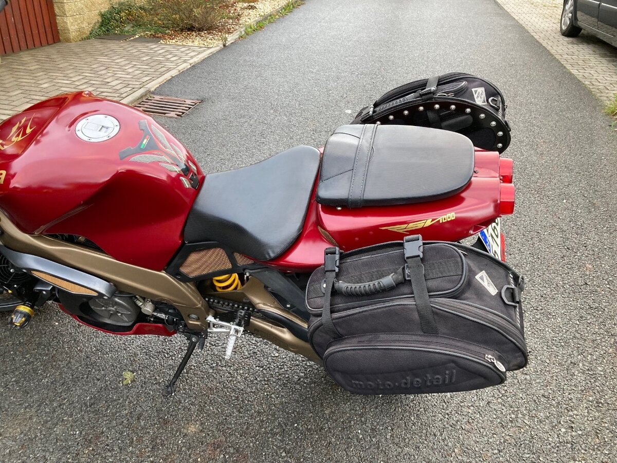 Aprilia RSV1000 Tuono - 7