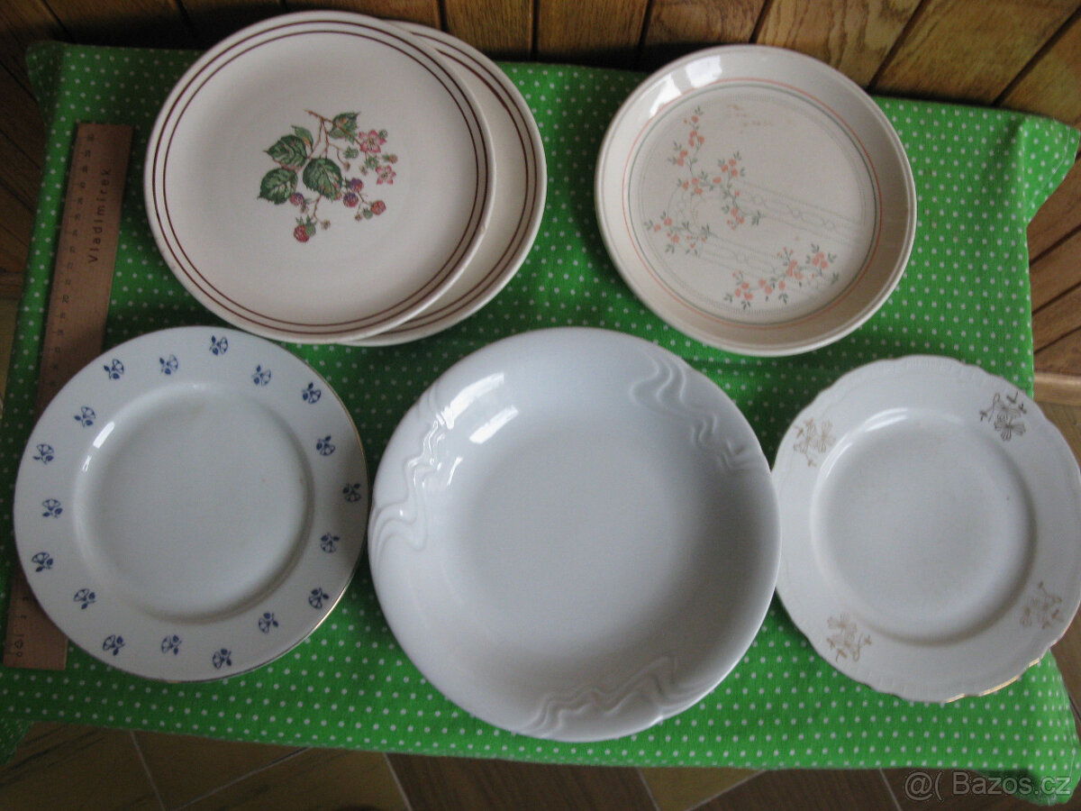 retro talíře různé i vánoční ryby,hrnky,sovy - 7