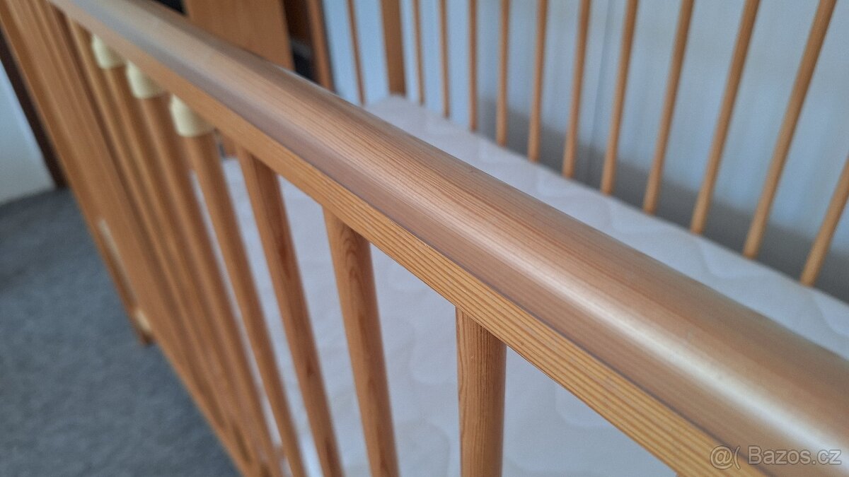 Dětská postýlka TOMI XIX, vyndávavací příčky, stahovací bok - 7