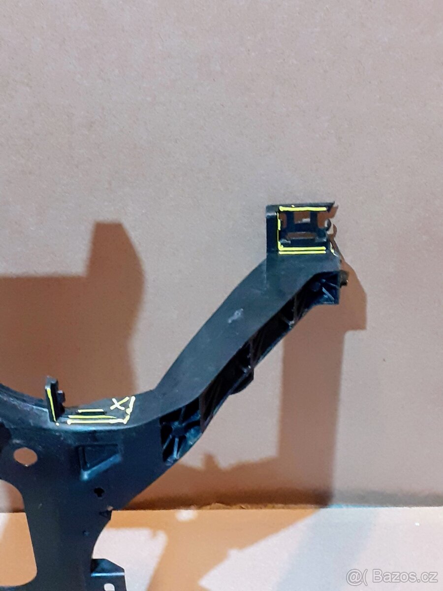 Stěna chladiče Kia X-Ceed III 64102-J7500 - 7