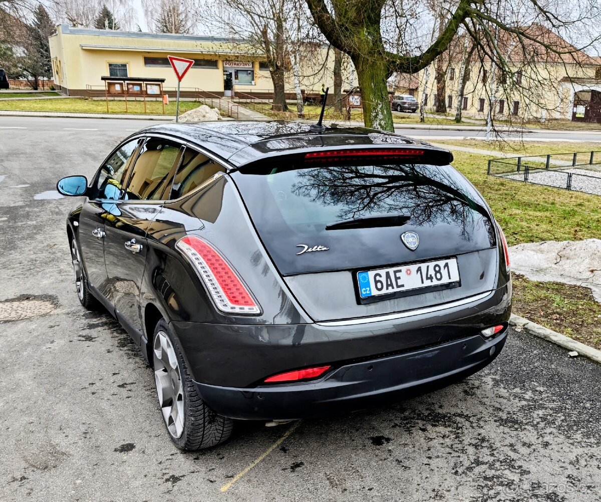 Lancia delta 1.6 Multijet automat Platino - 7