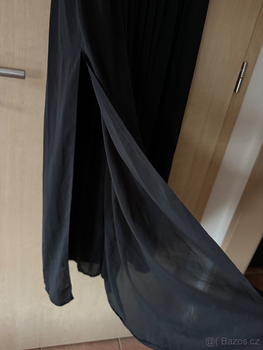 Dlouhé večerní šaty - 7