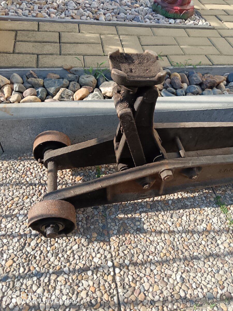 Prodám vysoko tonážni hever - 7
