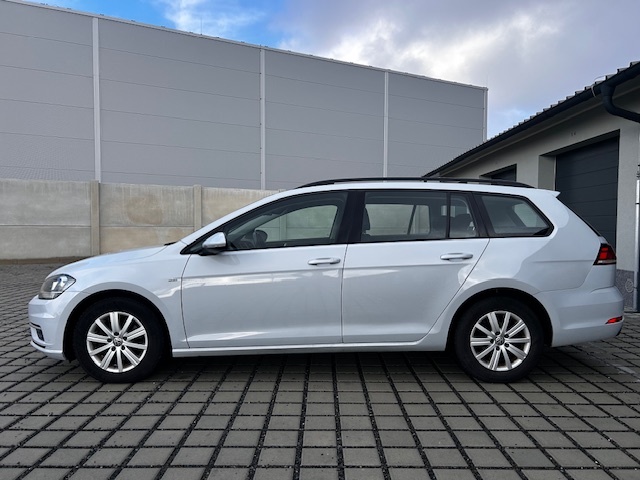 VW Golf Variant 1.0 TSi, 2017, automatická klima, tempomat - 7