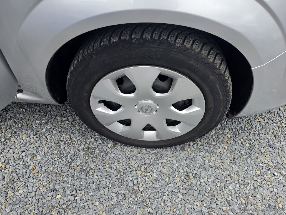 Opel Zafira
1.6 CNG TZ - 7