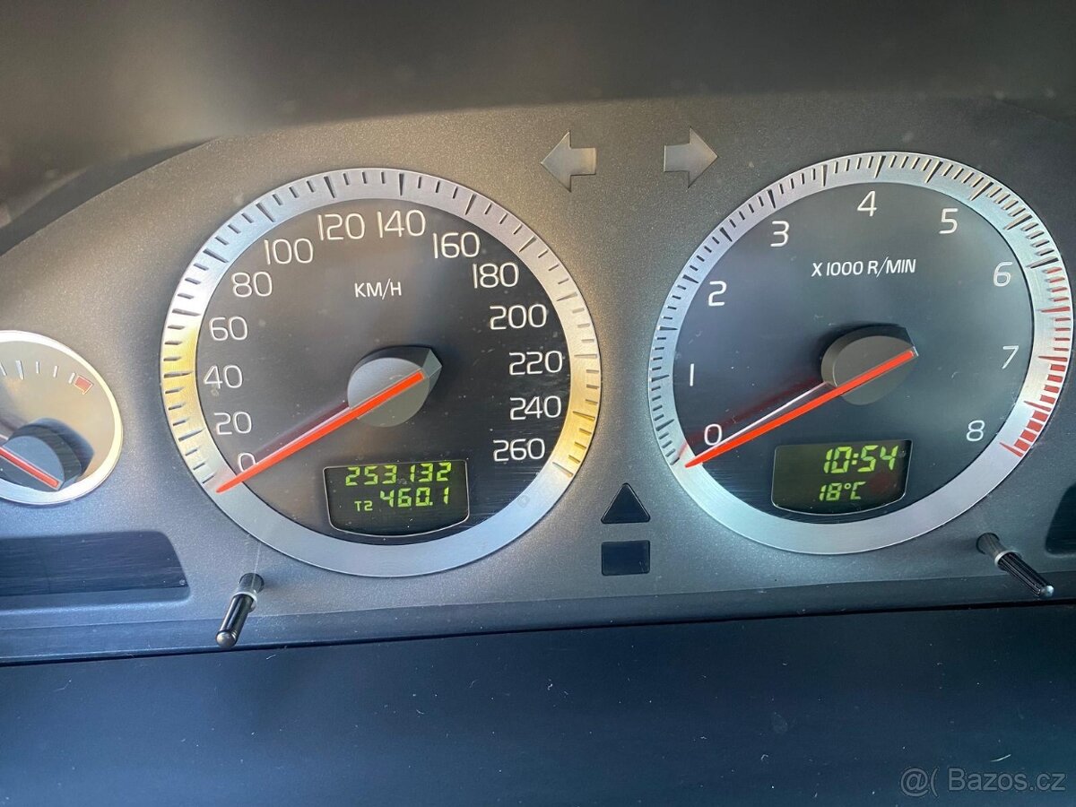 Volvo S60 2.5T, 154kW, 2009 - 7